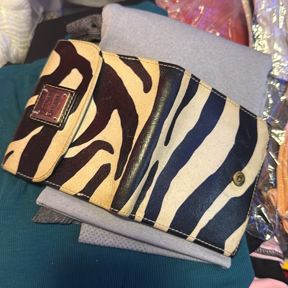 EUCDooney & Bourne zebra print Wallet - Picture 7 of 9